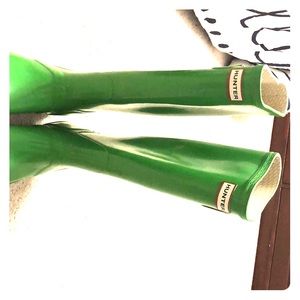 Hunter green rain boots